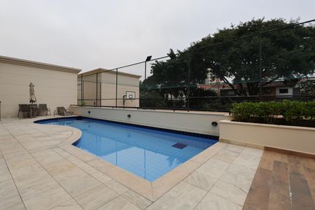 Apartamento à venda com 92m², 3 quartos e 2 vagas Apartamento à venda com 92m², 3 quartos e 2 vagasÁrea comum - Piscina