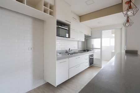 Apartamento à venda com 92m², 3 quartos e 2 vagas Apartamento à venda com 92m², 3 quartos e 2 vagasCozinha
