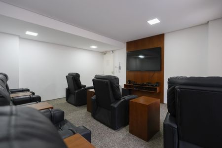 Apartamento à venda com 92m², 3 quartos e 2 vagas Apartamento à venda com 92m², 3 quartos e 2 vagasÁrea comum - Cinema