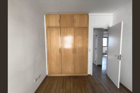 Apartamento à venda com 85m², 3 quartos e 1 vaga Apartamento à venda com 85m², 3 quartos e 1 vagaSuíte