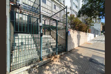 Apartamento à venda com 85m², 3 quartos e 1 vaga Apartamento à venda com 85m², 3 quartos e 1 vagaFachada + Plaquinha