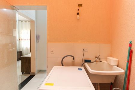 Casa de condomínio à venda com 62m², 2 quartos e 1 vaga Casa de condomínio à venda com 62m², 2 quartos e 1 vagaÁrea de Serviço