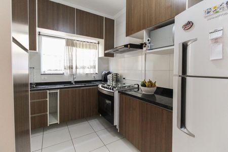 Casa de condomínio à venda com 62m², 2 quartos e 1 vaga Casa de condomínio à venda com 62m², 2 quartos e 1 vagaCozinha