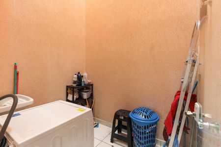 Casa de condomínio à venda com 62m², 2 quartos e 1 vaga Casa de condomínio à venda com 62m², 2 quartos e 1 vagaÁrea de Serviço