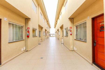 Casa de condomínio à venda com 62m², 2 quartos e 1 vaga Casa de condomínio à venda com 62m², 2 quartos e 1 vagaÁrea Comum