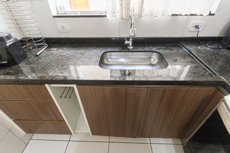 Casa de condomínio à venda com 62m², 2 quartos e 1 vaga Casa de condomínio à venda com 62m², 2 quartos e 1 vagaCozinha