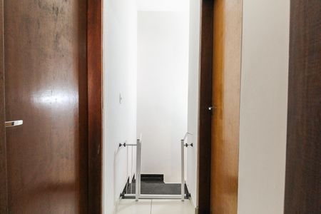 Casa de condomínio à venda com 62m², 2 quartos e 1 vaga Casa de condomínio à venda com 62m², 2 quartos e 1 vagaCorredor
