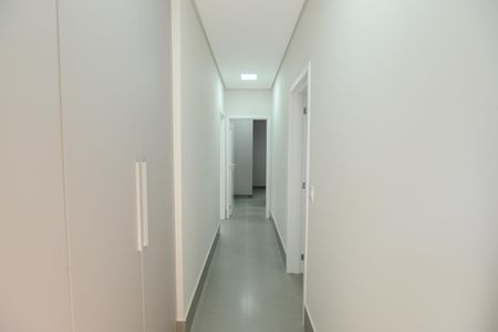 Casa de condomínio para alugar com 490m², 3 quartos e 2 vagas Casa de condomínio para alugar com 490m², 3 quartos e 2 vagasCorredor