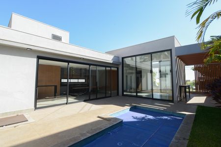 Casa de condomínio para alugar com 490m², 3 quartos e 2 vagas Casa de condomínio para alugar com 490m², 3 quartos e 2 vagasPiscina