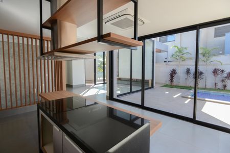 Casa de condomínio para alugar com 490m², 3 quartos e 2 vagas Casa de condomínio para alugar com 490m², 3 quartos e 2 vagasCozinha