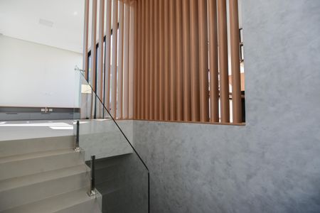 Casa de condomínio para alugar com 490m², 3 quartos e 2 vagas Casa de condomínio para alugar com 490m², 3 quartos e 2 vagasEscada - Garagem