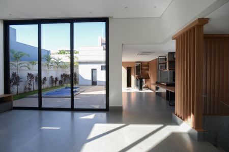 Casa de condomínio para alugar com 490m², 3 quartos e 2 vagas Casa de condomínio para alugar com 490m², 3 quartos e 2 vagasSala