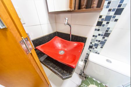 Apartamento à venda com 40m², 2 quartos e 1 vaga Apartamento à venda com 40m², 2 quartos e 1 vagaBanheiro