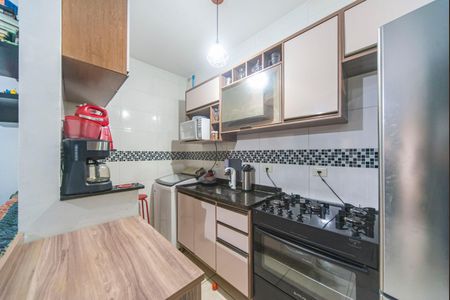Apartamento à venda com 40m², 2 quartos e 1 vaga Apartamento à venda com 40m², 2 quartos e 1 vagaCozinha e Área de Serviço