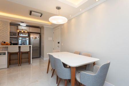 Apartamento à venda com 76m², 3 quartos e 1 vaga Apartamento à venda com 76m², 3 quartos e 1 vagaSala