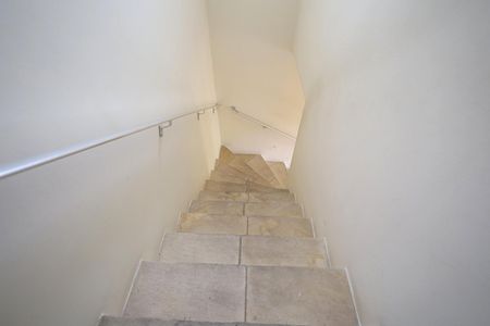 Casa à venda com 189m², 3 quartos e 3 vagasEscada