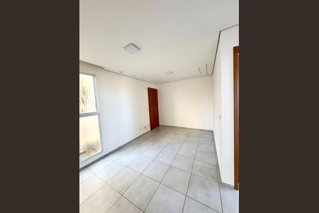 Apartamento para alugar com 53m², 2 quartos e 1 vaga Apartamento para alugar com 53m², 2 quartos e 1 vagaSala