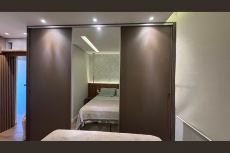 Apartamento à venda com 72m², 2 quartos e 2 vagasSuíte