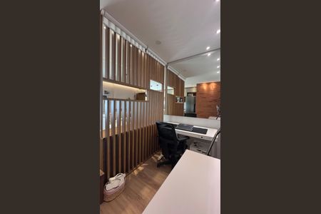 Apartamento à venda com 72m², 2 quartos e 2 vagasEscritório