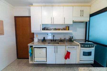 Apartamento para alugar com 123m², 4 quartos e 3 vagasCozinha