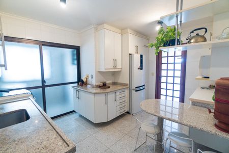 Apartamento para alugar com 123m², 4 quartos e 3 vagasCozinha