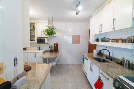 Apartamento para alugar com 123m², 4 quartos e 3 vagasCozinha