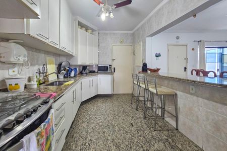 Apartamento para alugar com 314m², 3 quartos e 3 vagasCozinha