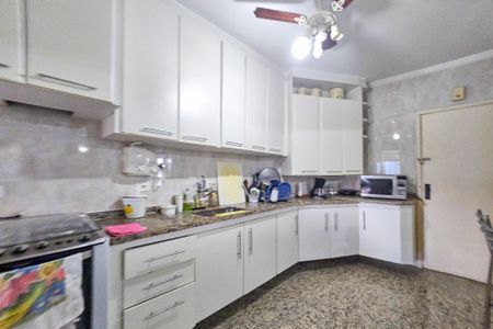 Apartamento para alugar com 314m², 3 quartos e 3 vagasCozinha