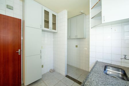 Apartamento para alugar com 71m², 2 quartos e 1 vaga Apartamento para alugar com 71m², 2 quartos e 1 vagaCOZINHA