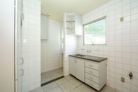 Apartamento para alugar com 71m², 2 quartos e 1 vaga Apartamento para alugar com 71m², 2 quartos e 1 vagaCOZINHA