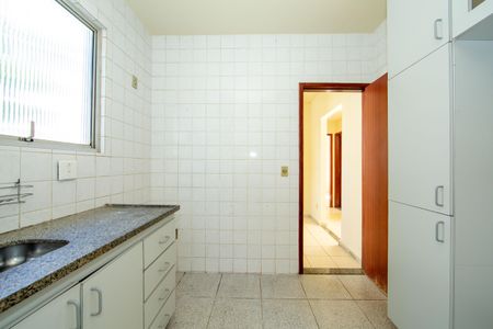Apartamento para alugar com 71m², 2 quartos e 1 vaga Apartamento para alugar com 71m², 2 quartos e 1 vagaCOZINHA