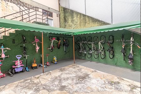 Apartamento à venda com 210m², 3 quartos e 1 vagaÁrea comum