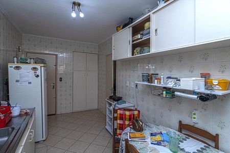 Apartamento à venda com 210m², 3 quartos e 1 vagaCozinha