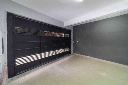 Casa à venda com 180m², 3 quartos e 2 vagas Casa à venda com 180m², 3 quartos e 2 vagasGaragem