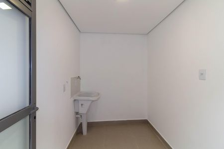 Casa à venda com 180m², 3 quartos e 2 vagas Casa à venda com 180m², 3 quartos e 2 vagasÁrea de Serviço