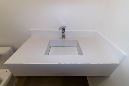 Casa à venda com 180m², 3 quartos e 2 vagas Casa à venda com 180m², 3 quartos e 2 vagasBanheiro da Suíte 3