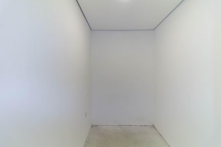 Casa à venda com 180m², 3 quartos e 2 vagas Casa à venda com 180m², 3 quartos e 2 vagasCloset