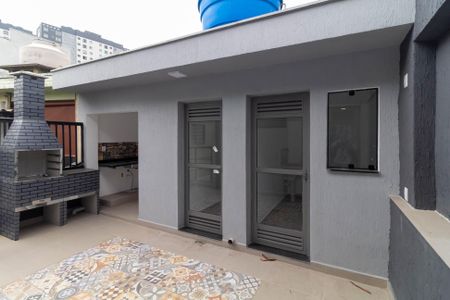 Casa à venda com 180m², 3 quartos e 2 vagas Casa à venda com 180m², 3 quartos e 2 vagasChurrasqueira