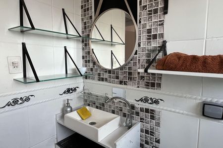 Apartamento para alugar com 114m², 2 quartos e 1 vaga Apartamento para alugar com 114m², 2 quartos e 1 vagaBanheiro