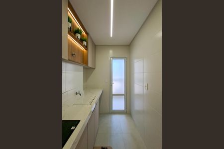 Apartamento para alugar com 67m², 2 quartos e 1 vagaÁrea de Serviço