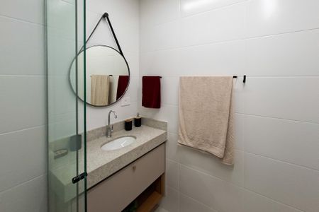 Apartamento para alugar com 67m², 2 quartos e 1 vagaBanheiro Social