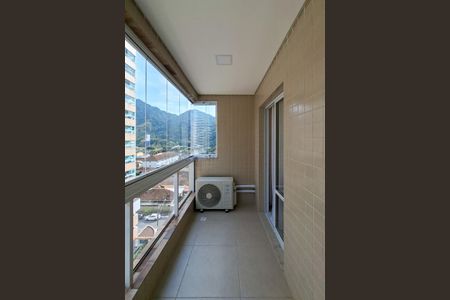 Apartamento para alugar com 67m², 2 quartos e 1 vagaSacada