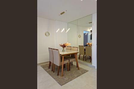 Sala de apartamento para alugar com 2 quartos, 67m² em Canto do Forte, Praia Grande