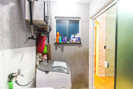 Casa de condomínio à venda com 70m², 2 quartos e 1 vagaÁrea de Serviço