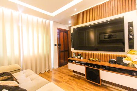 Casa de condomínio à venda com 70m², 2 quartos e 1 vagaSala