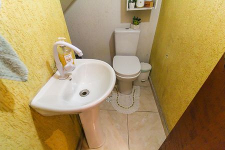 Casa de condomínio à venda com 70m², 2 quartos e 1 vagaLavabo