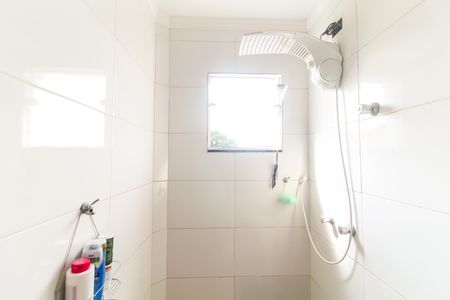 Casa de condomínio à venda com 70m², 2 quartos e 1 vagaBanheiro da Suíte 2