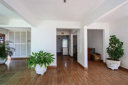 Apartamento à venda com 54m², 2 quartos e 1 vaga Apartamento à venda com 54m², 2 quartos e 1 vagaHall de entrada