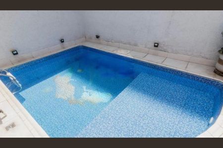 Casa à venda com 3 quartos, 255m² em Vila Vilma, Santo André