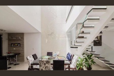 Casa à venda com 3 quartos, 255m² em Vila Vilma, Santo André